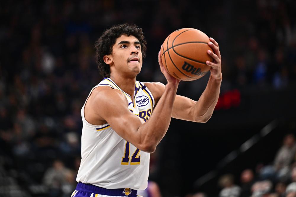 进行身体的 进行身体的