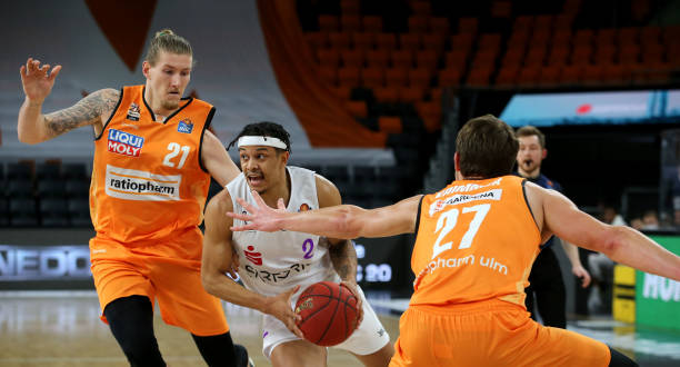 以此激励更 以此激励更